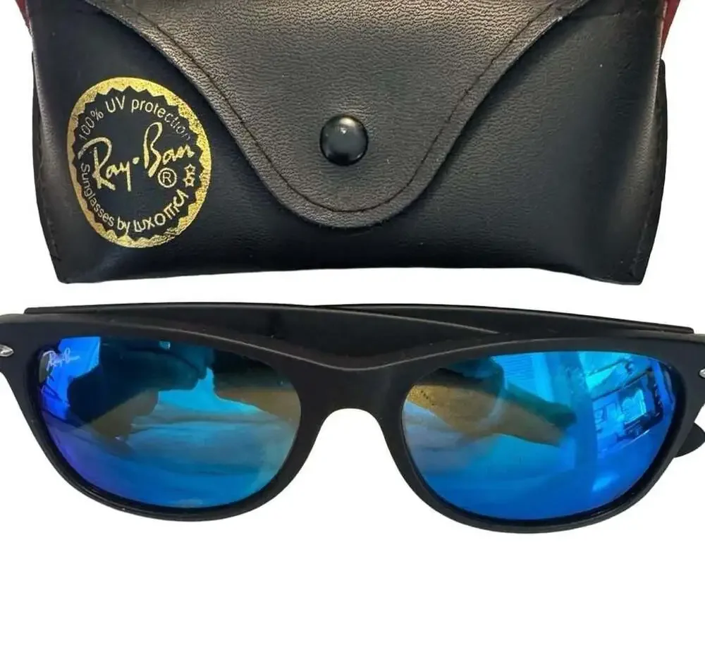 Ray-Ban New Wayfarer RB2132 Frames Only with a Case.